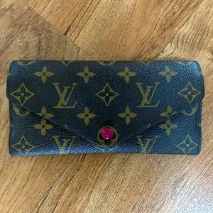 Louis Vuitton monogram Josephine Wallet- Fuchsia